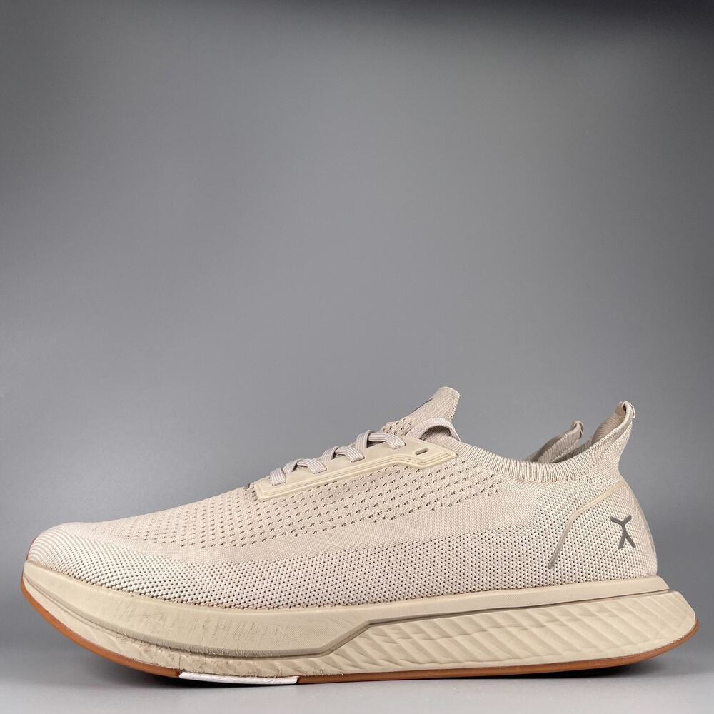 Flux Adapt Runner Men's 13 Beige Athletic Barefoot Running Shoe Athletic Sneaker